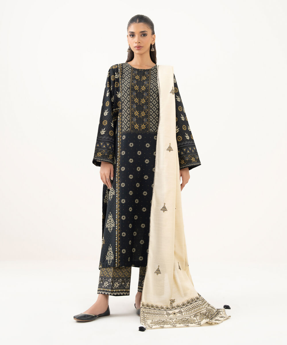 Light Khaddar Embroidered Off White Dupatta