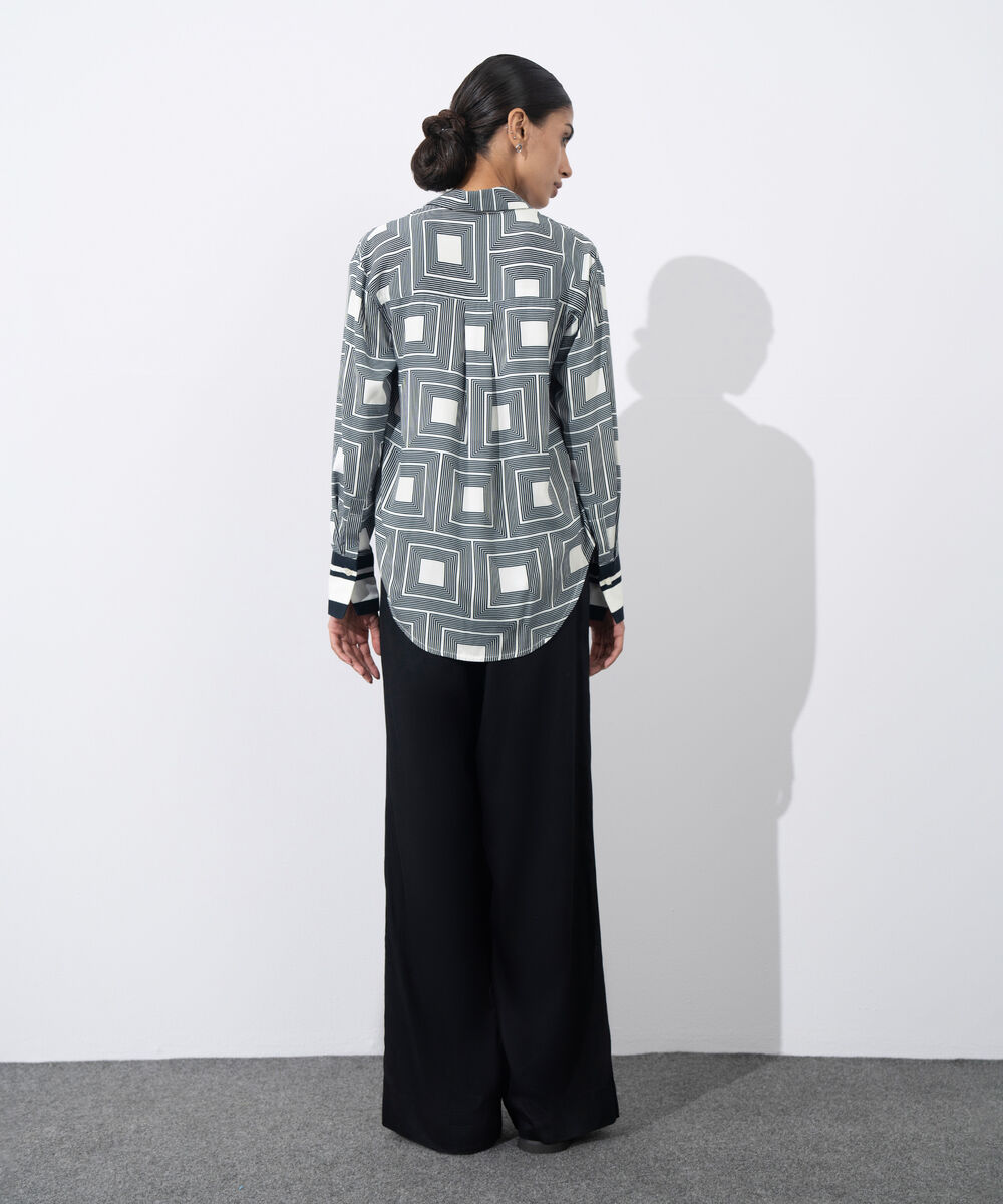 Women's Western Wear Black & White Printed Regular-Fit Shirt