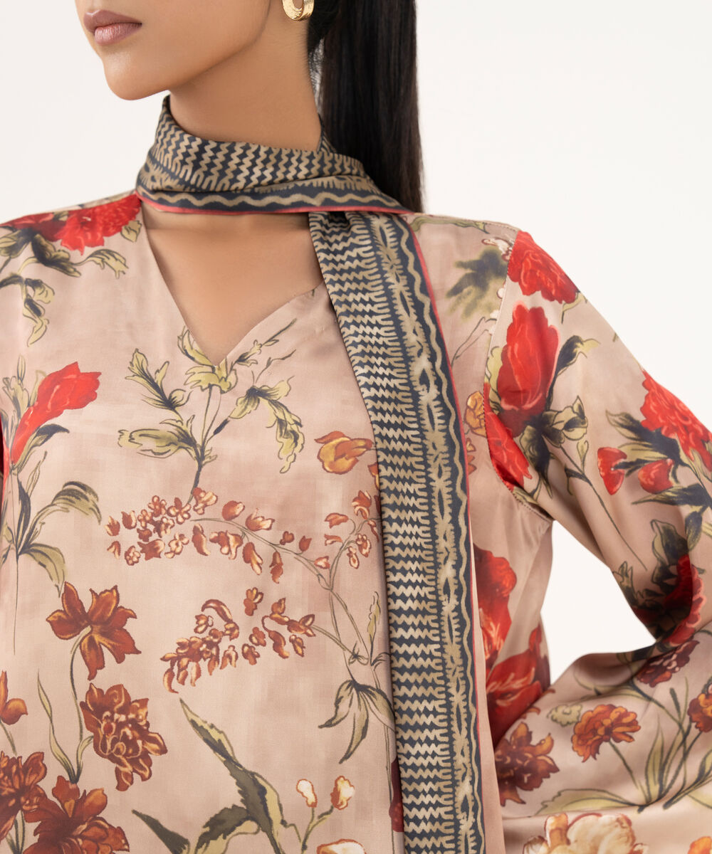 Women's RTW Blended Satin Multi Printed 2 Piece Suit