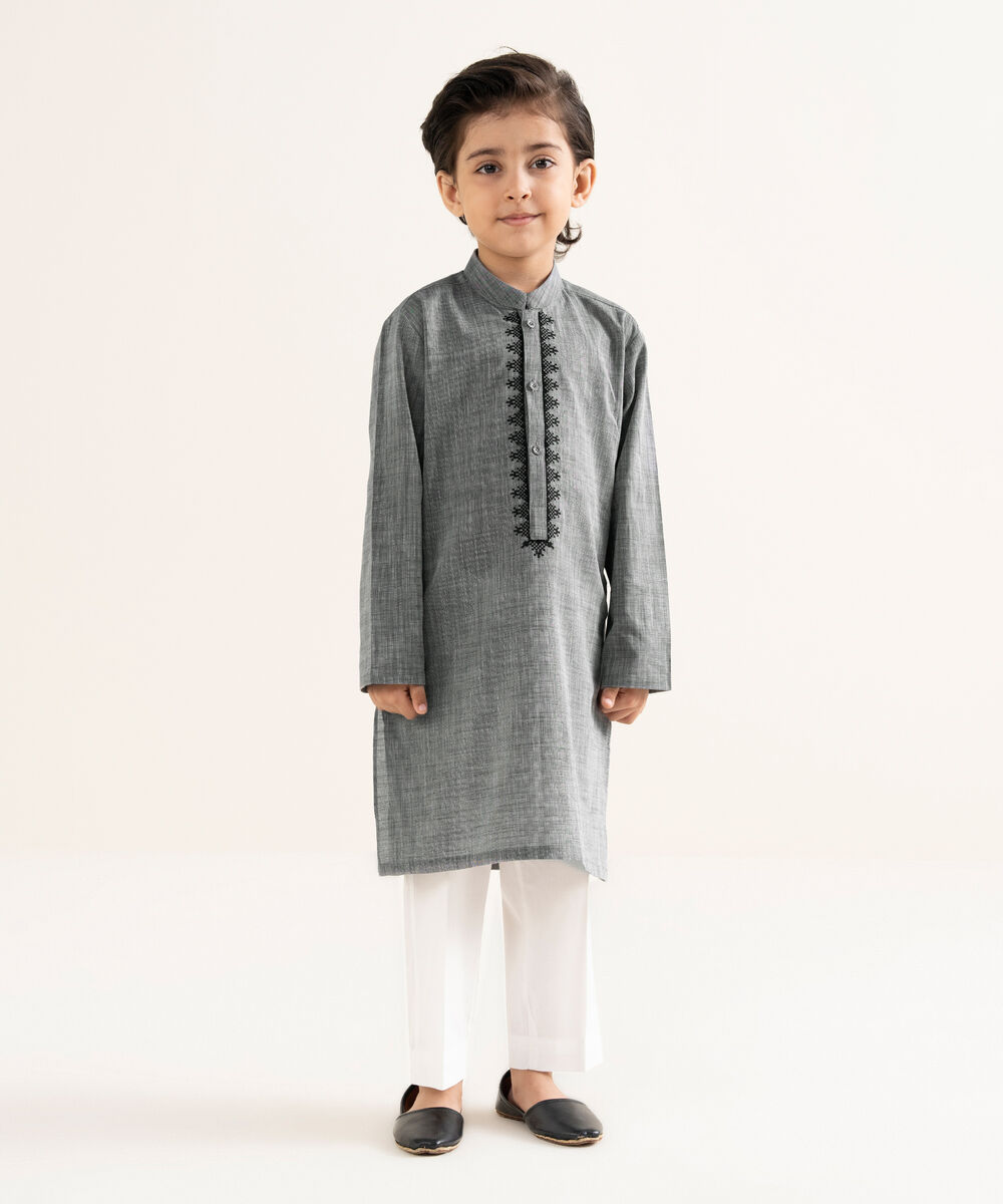 Men's Yarndyed Wash & Wear Embroidered Grey Kurta