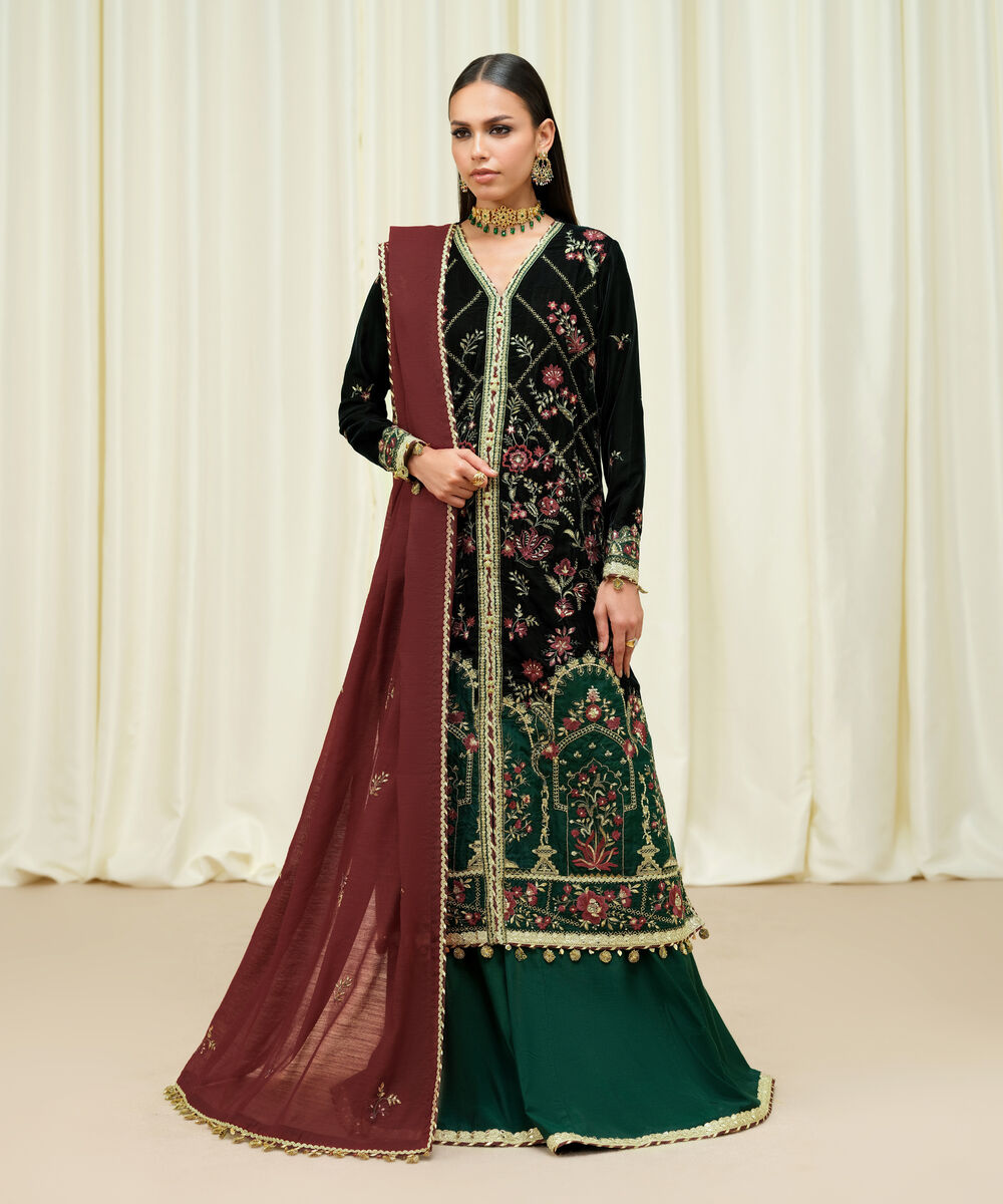 Women's Unstitched Velvet Embroidered Green 3 Piece Suit