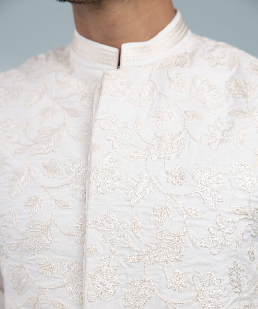 00002561DAD8 00002561DAD8 Men's Waistcoat