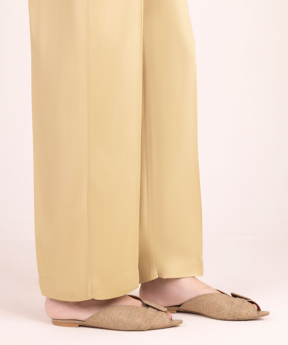Women's RTW Bedford Solid Beige Straight Pants